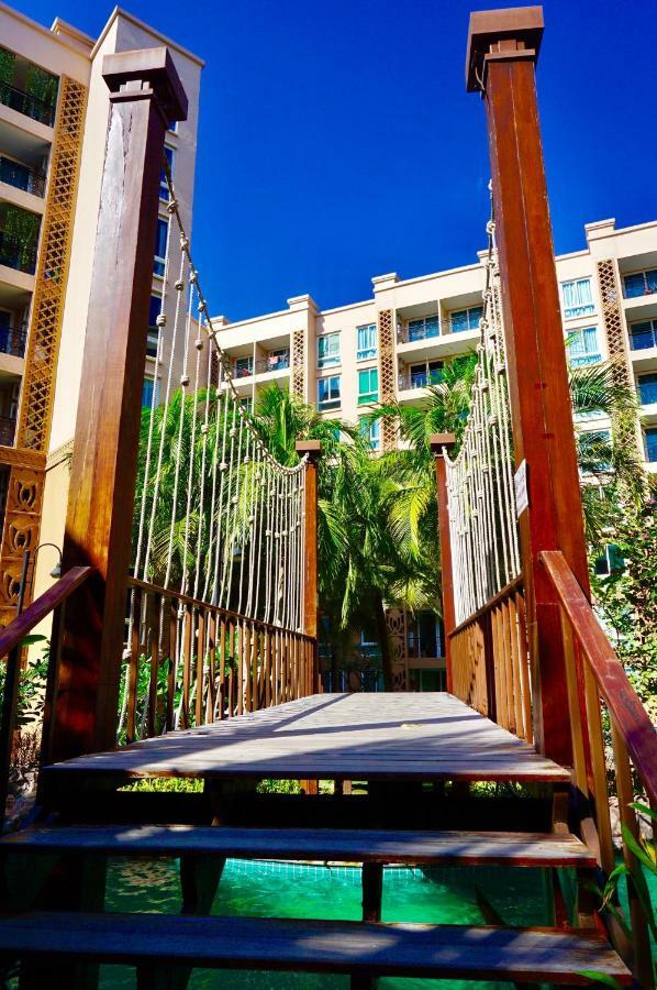 Atlantis Jomtien Waterworld Resort Bagian luar foto